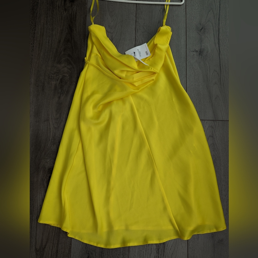 ASOS yellow Petite midi dress in Small